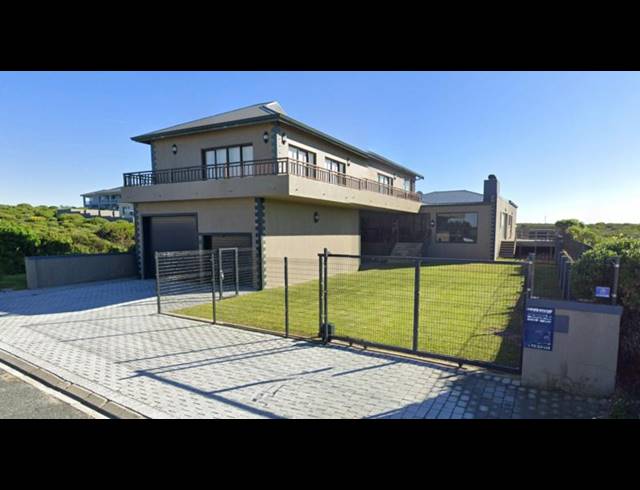 4 BEDROOM HOUSE FOR SALE IN KLEINBAAI